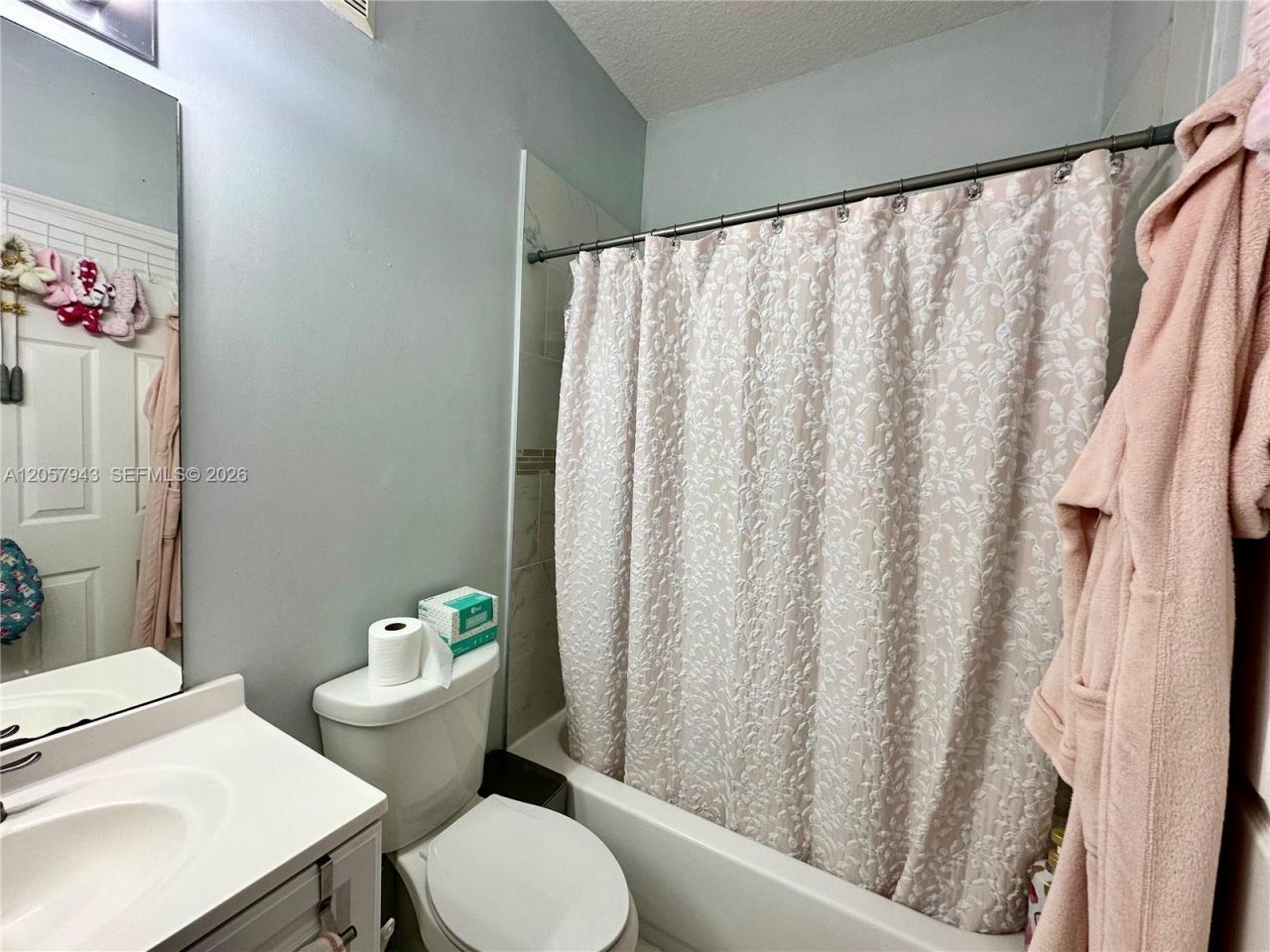5640 NW 115th Ct, Unit 206, Doral, FL 33178 Photo