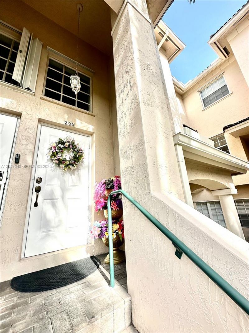 5640 NW 115th Ct, Unit 206, Doral, FL 33178 Photo