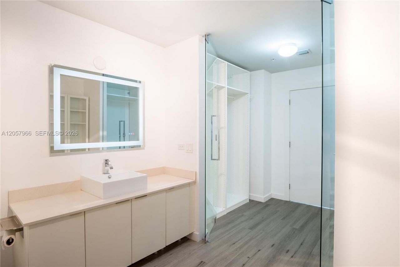 3301 NE 1st Ave , Unit M0501, Miami, FL 33137 Photo