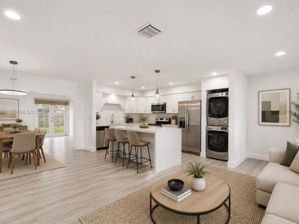 8720 NW 11th St , Pembroke Pines, FL 33024