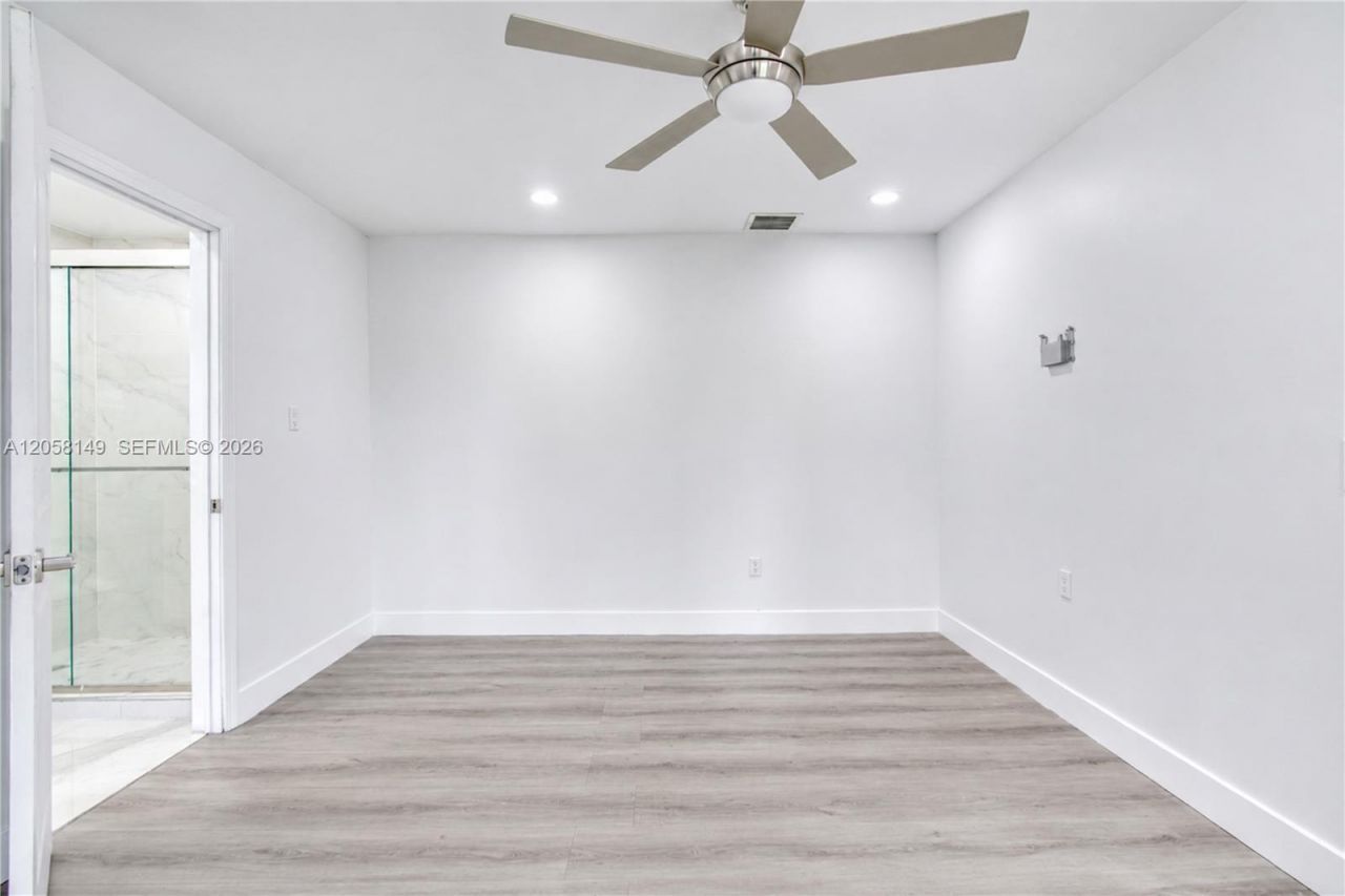 8720 NW 11th St, Pembroke Pines, FL 33024 Photo