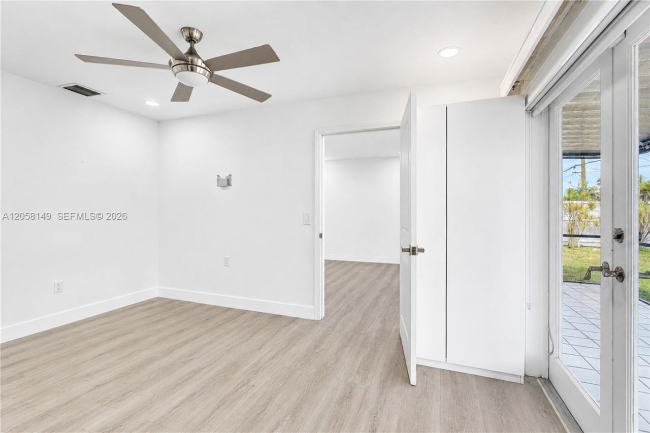 8720 NW 11th St, Pembroke Pines, FL 33024 Photo