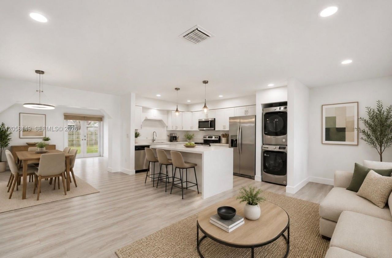 8720 NW 11th St , Pembroke Pines, FL 33024 Photo