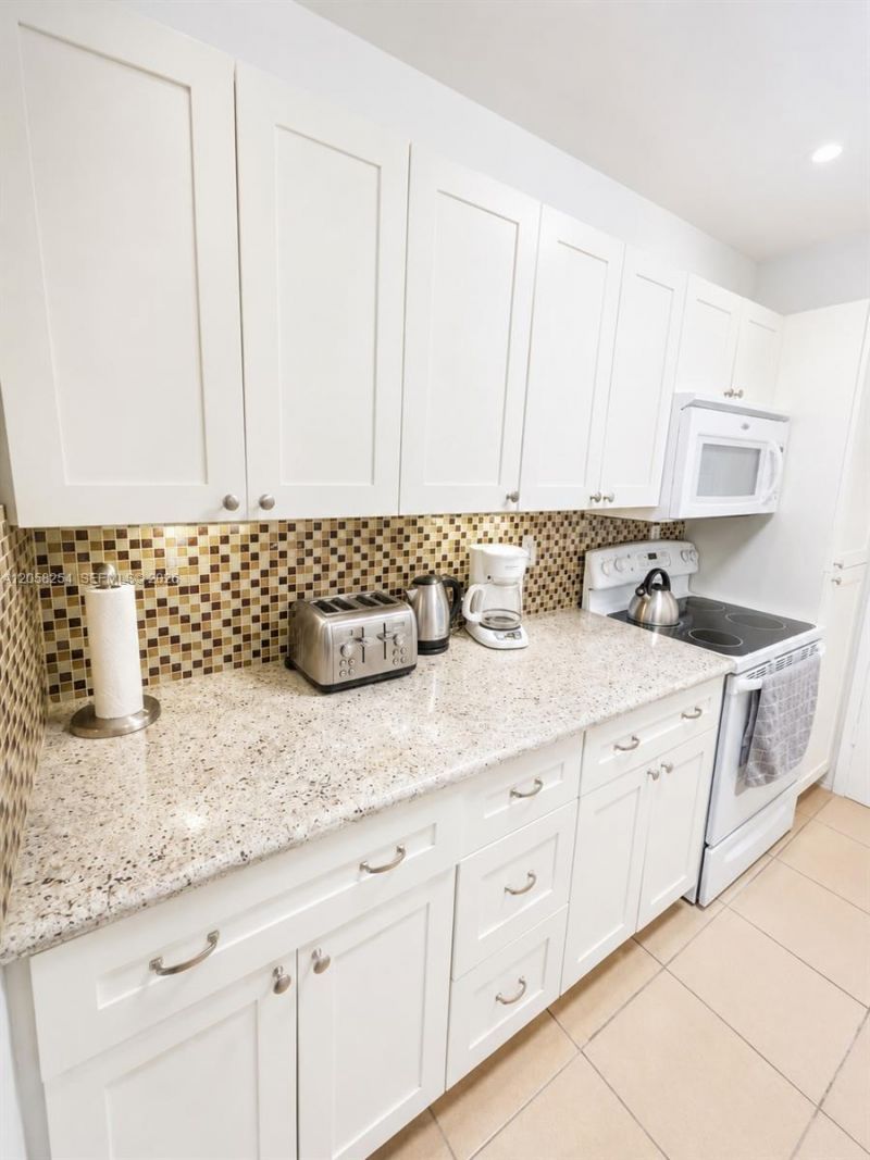 100 Lincoln Rd , Unit 602, Miami Beach, FL 33139 Photo
