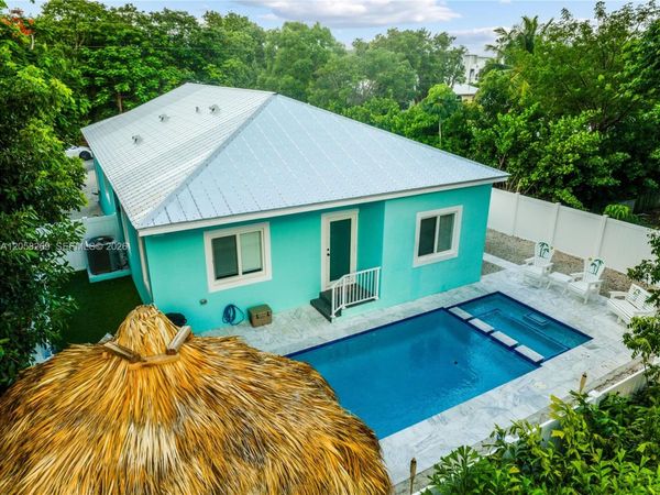 811 La Paloma Rd, Key Largo, FL 33037