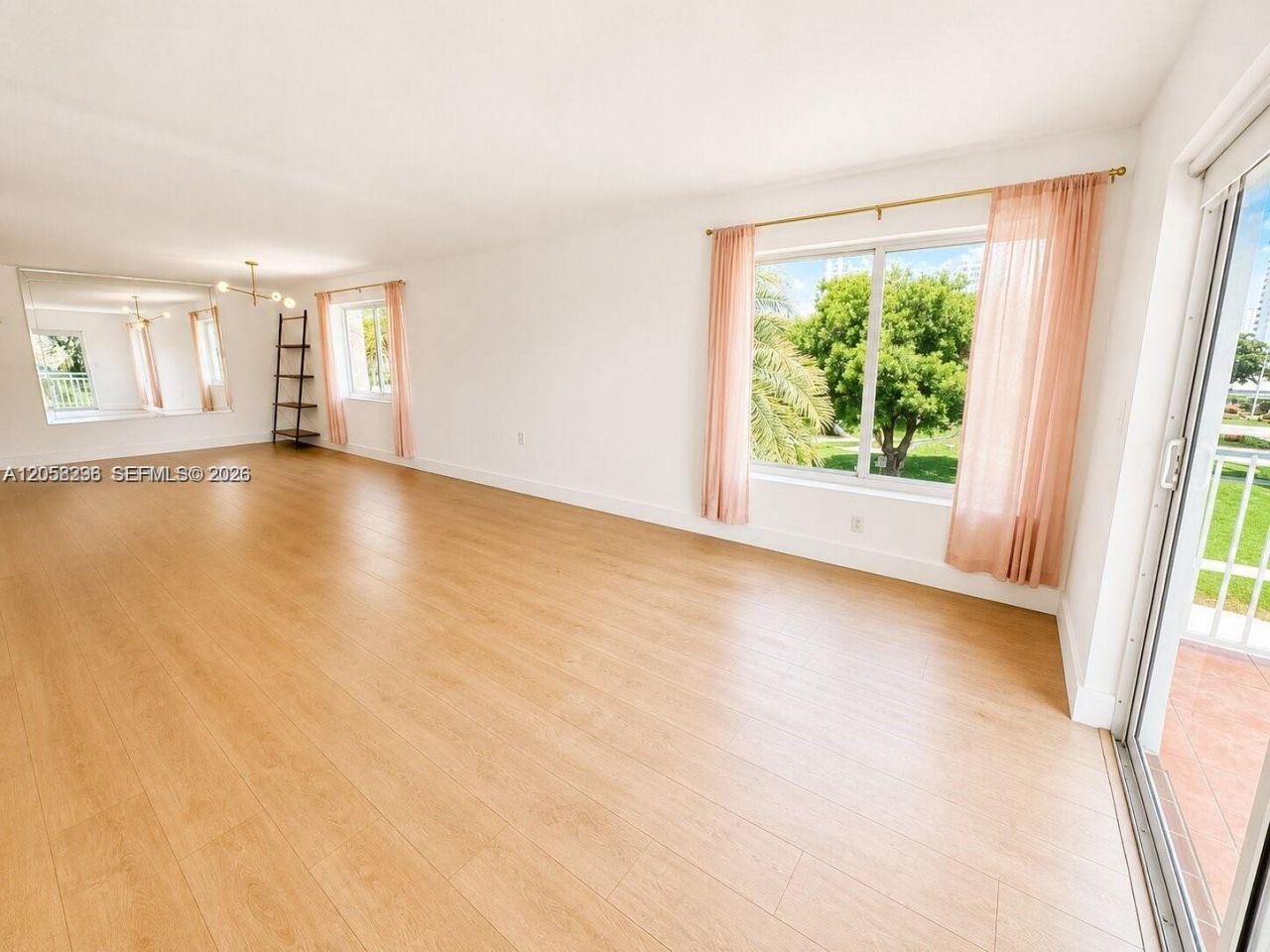 1631 NE 114th St , Unit 307, Miami, FL 33181 Photo