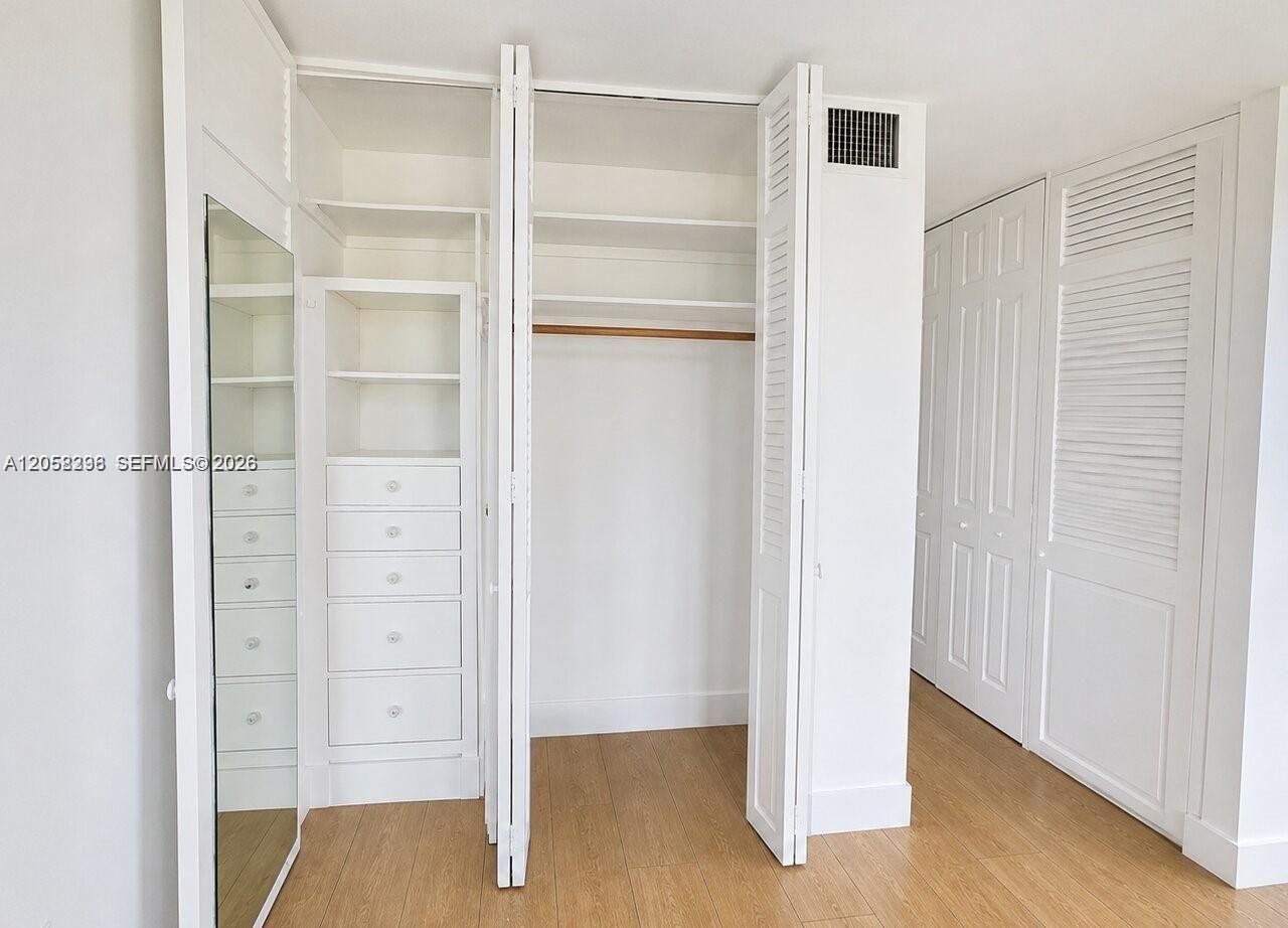 1631 NE 114th St , Unit 307, Miami, FL 33181 Photo