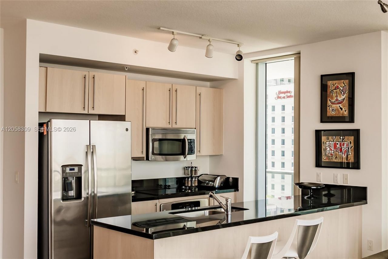 1111 SW 1 Av , Unit 1414-N, Miami, FL 33130 Photo