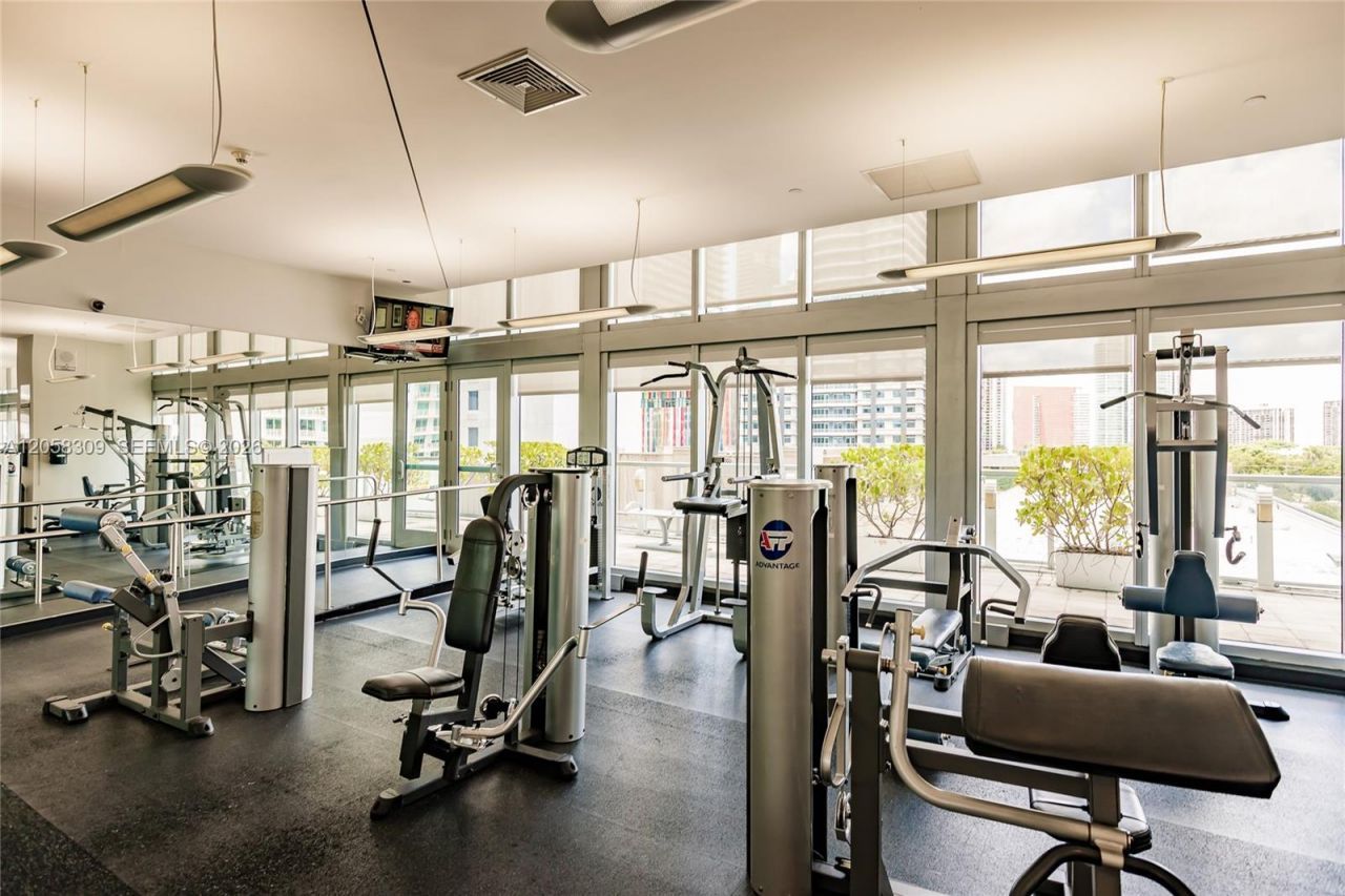 1111 SW 1 Av , Unit 1414-N, Miami, FL 33130 Photo