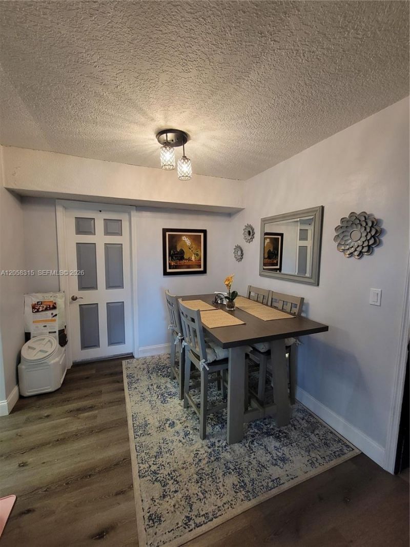 6605 NW 80th Ct, Tamarac, FL 33321 Photo