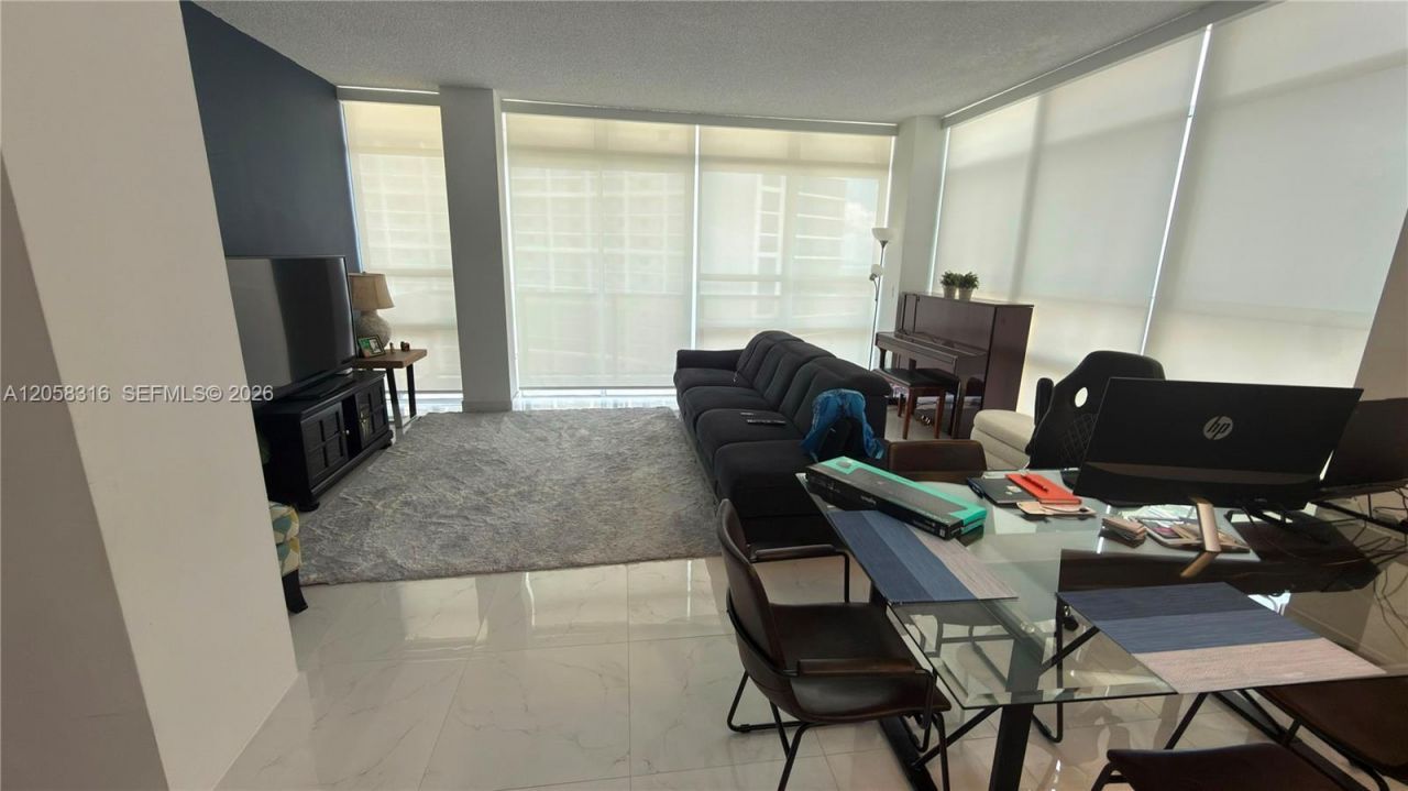 600 NE 36th St , Unit T1, Miami, FL 33137 Photo