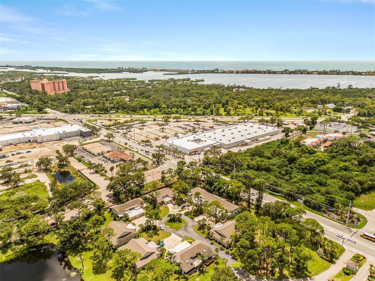 7917 Pinegrove Court, Unit 1, Sarasota, FL 34238 Photo