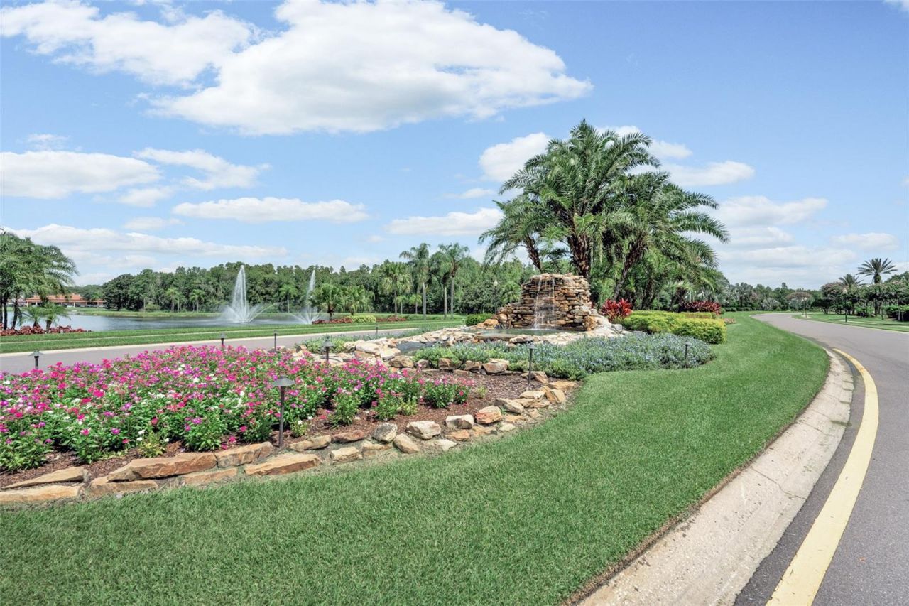 5429 Burnt Hickory Drive, Valrico, FL 33596 Photo
