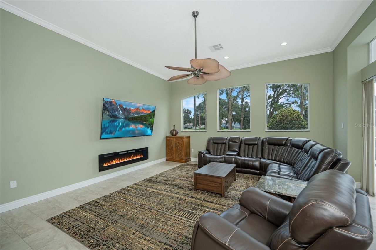 5429 Burnt Hickory Drive, Valrico, FL 33596 Photo