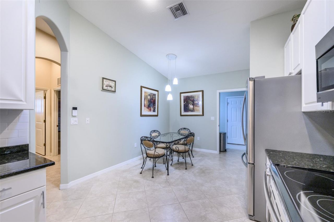 327 Monaco Drive, Unit 12, Punta Gorda, FL 33950 Photo