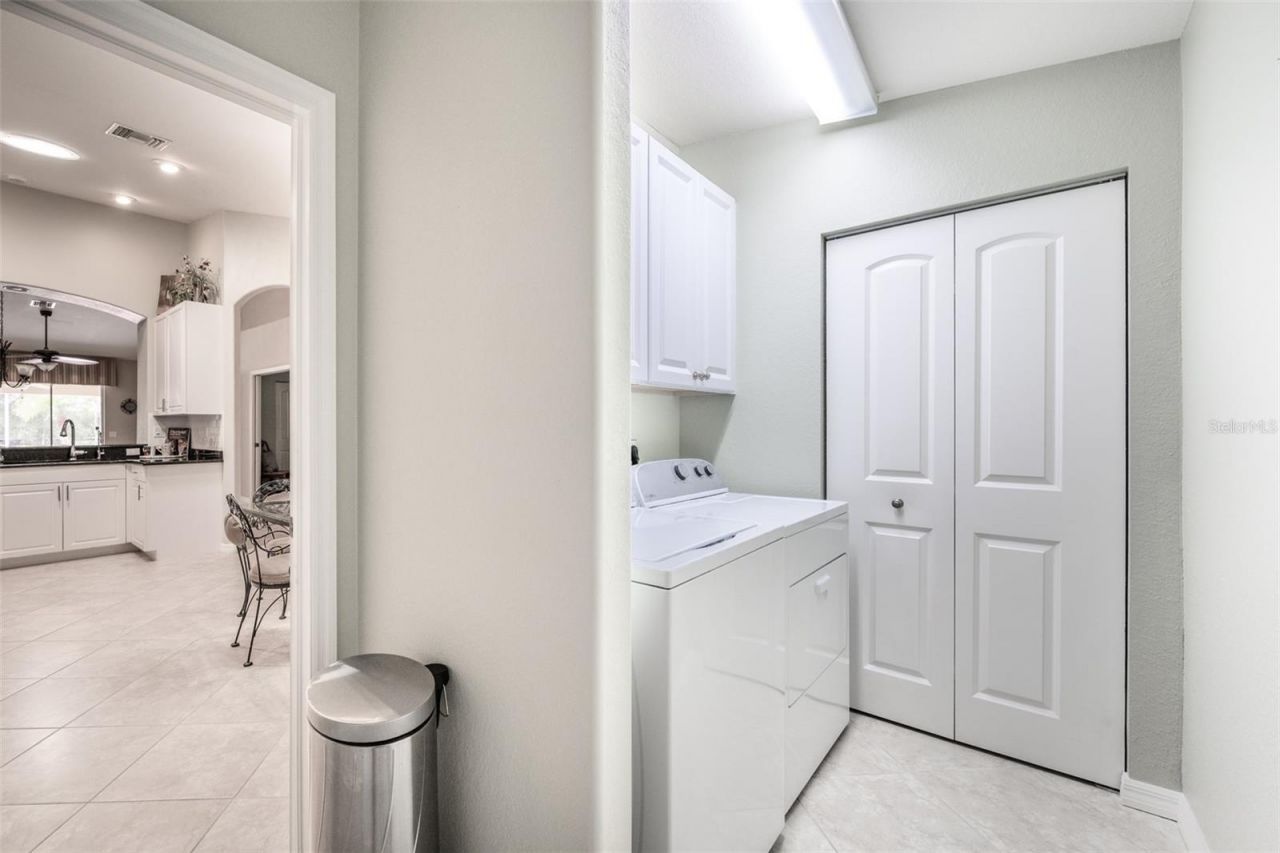 327 Monaco Drive, Unit 12, Punta Gorda, FL 33950 Photo