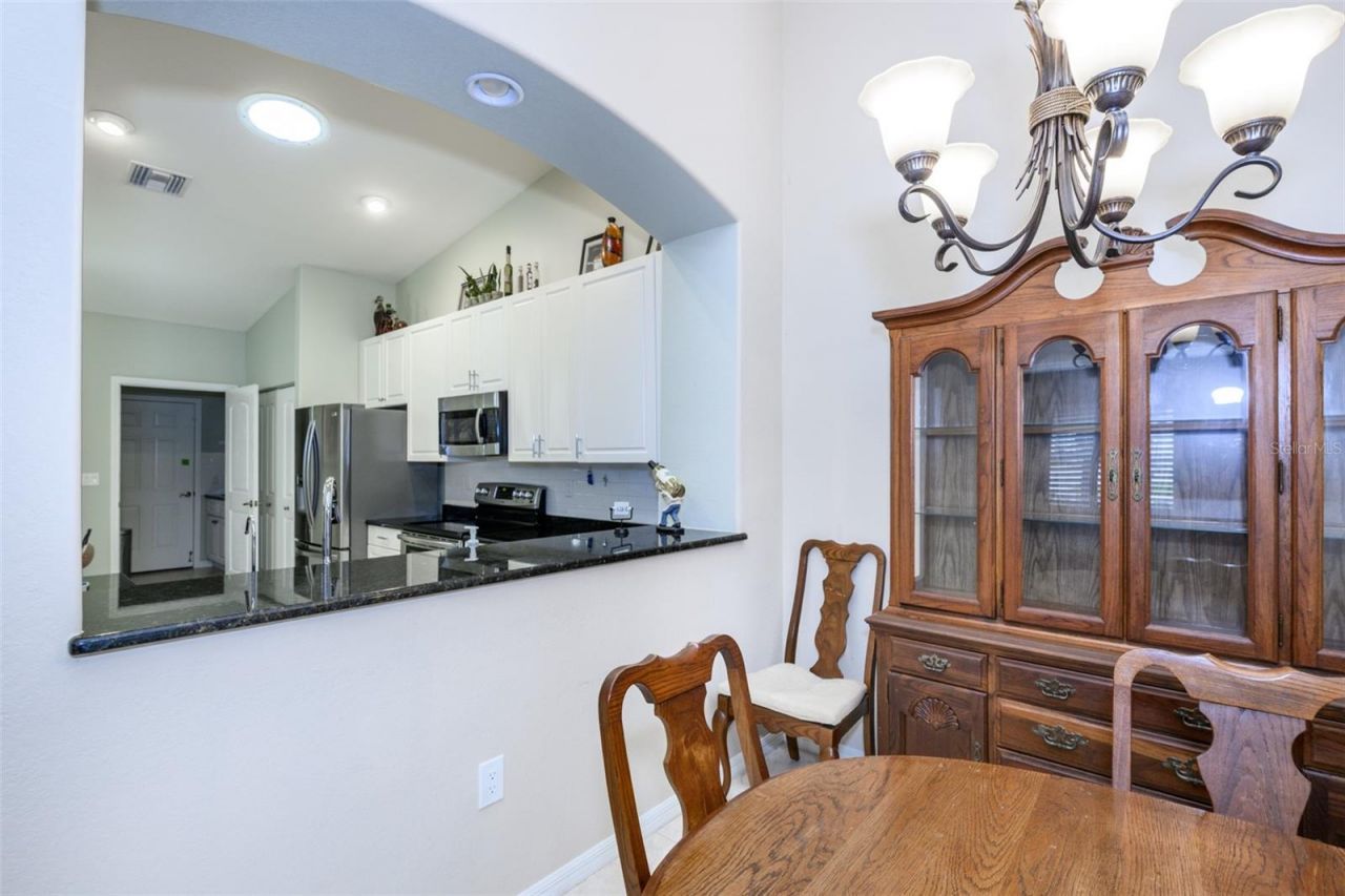 327 Monaco Drive, Unit 12, Punta Gorda, FL 33950 Photo