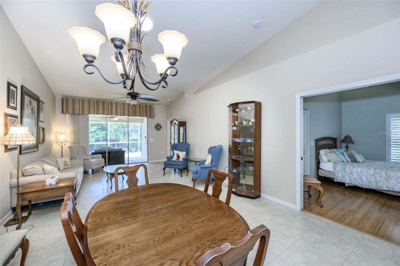 327 Monaco Drive, Unit 12, Punta Gorda, FL 33950 Photo