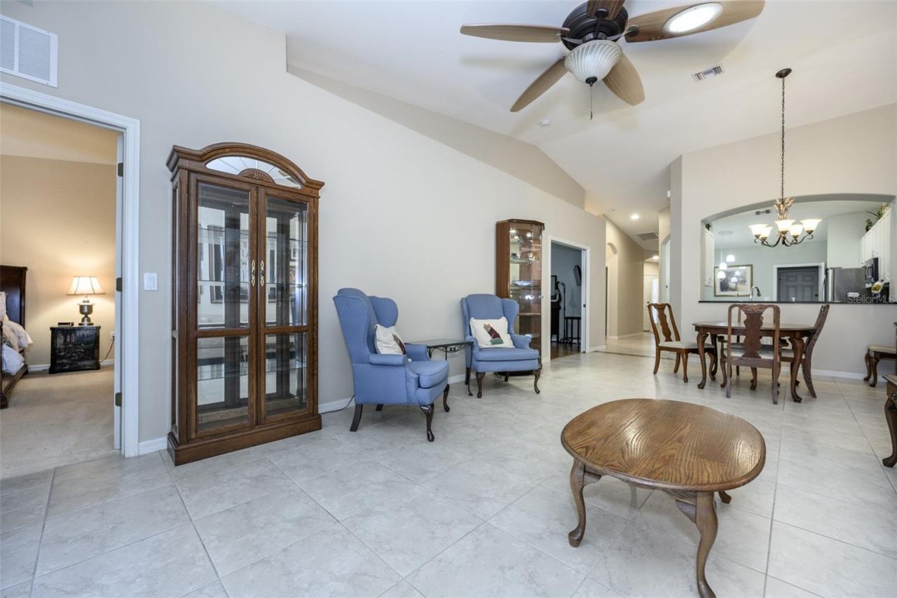 327 Monaco Drive, Unit 12, Punta Gorda, FL 33950 Photo