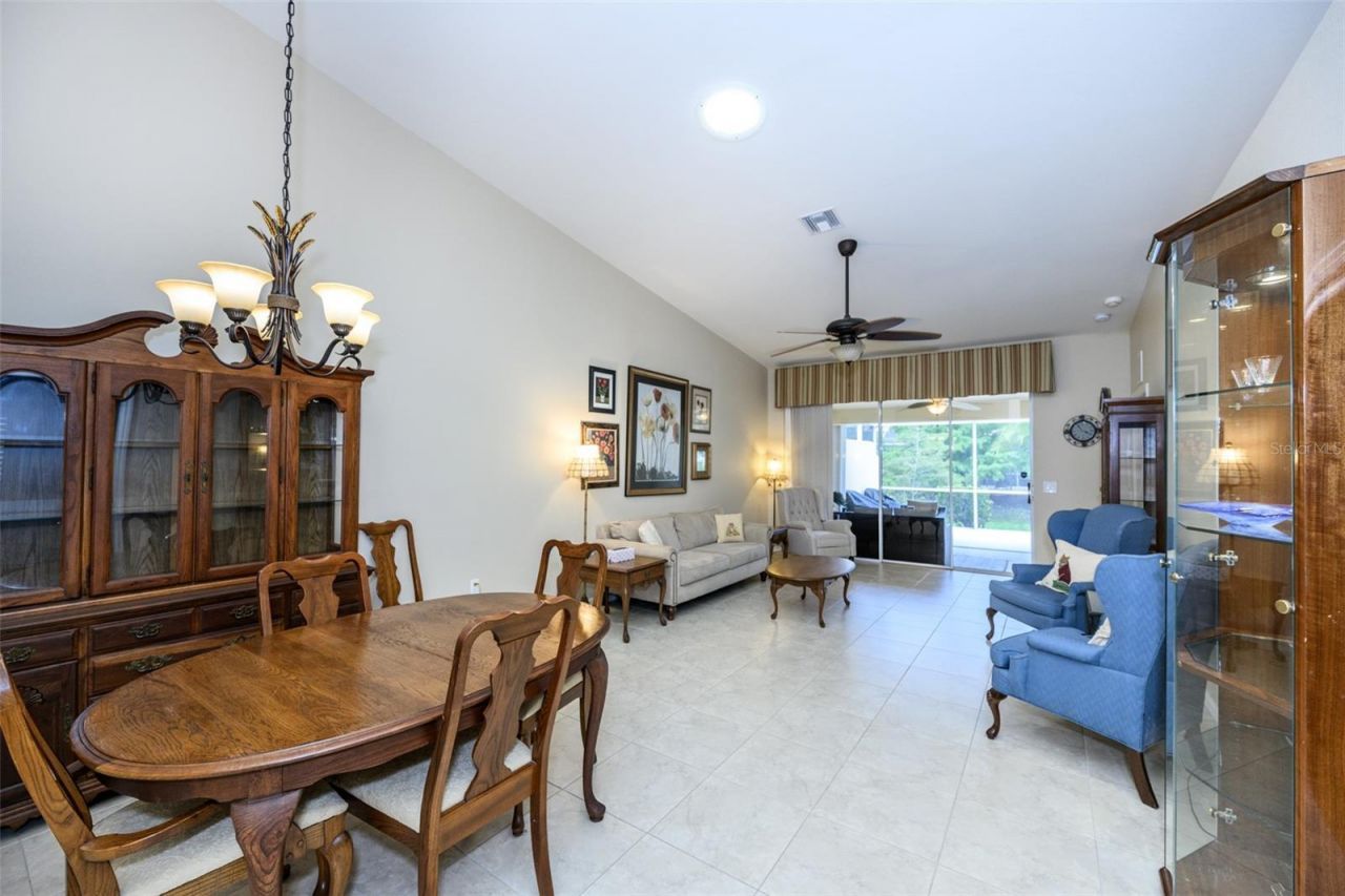 327 Monaco Drive, Unit 12, Punta Gorda, FL 33950 Photo