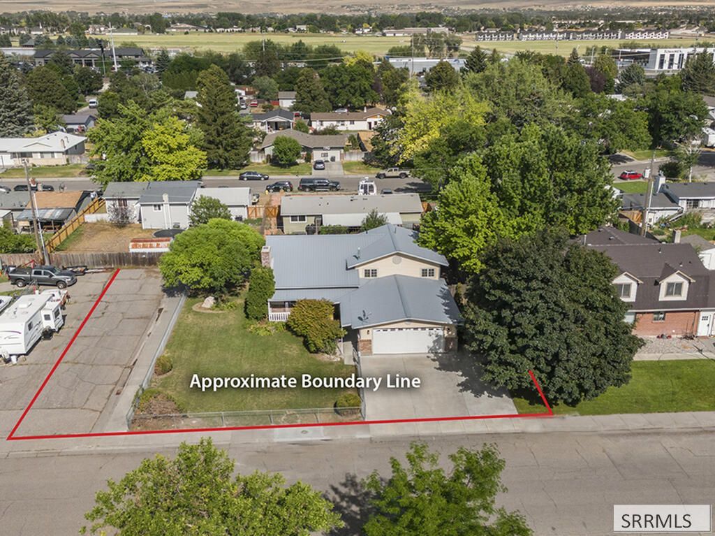 413 Logan Drive, Idaho Falls, ID 83401 Main Photo