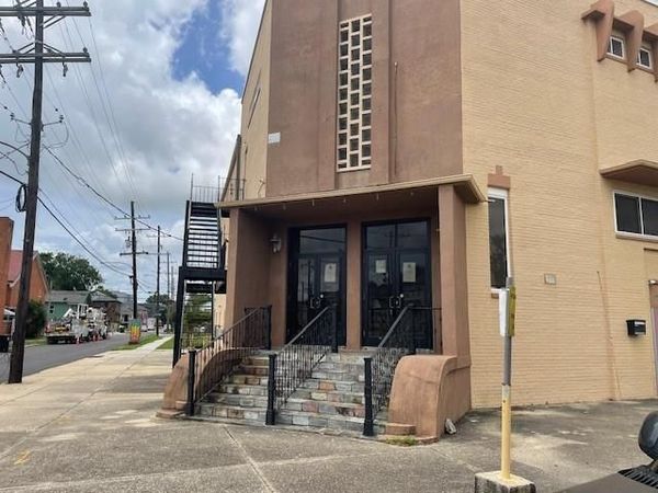2400 DELACHAISE Street , New Orleans, LA 70115