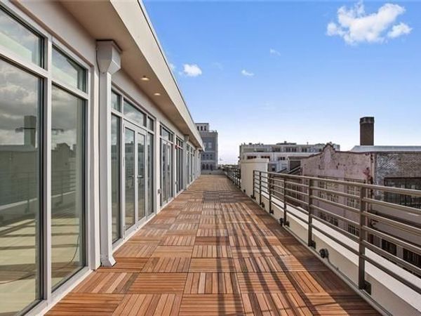 519 WILKINSON Street , Unit PH403, New Orleans, LA 70116