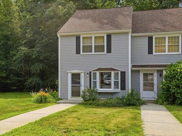 17 Chestnut Circle, Merrimack, NH 03054