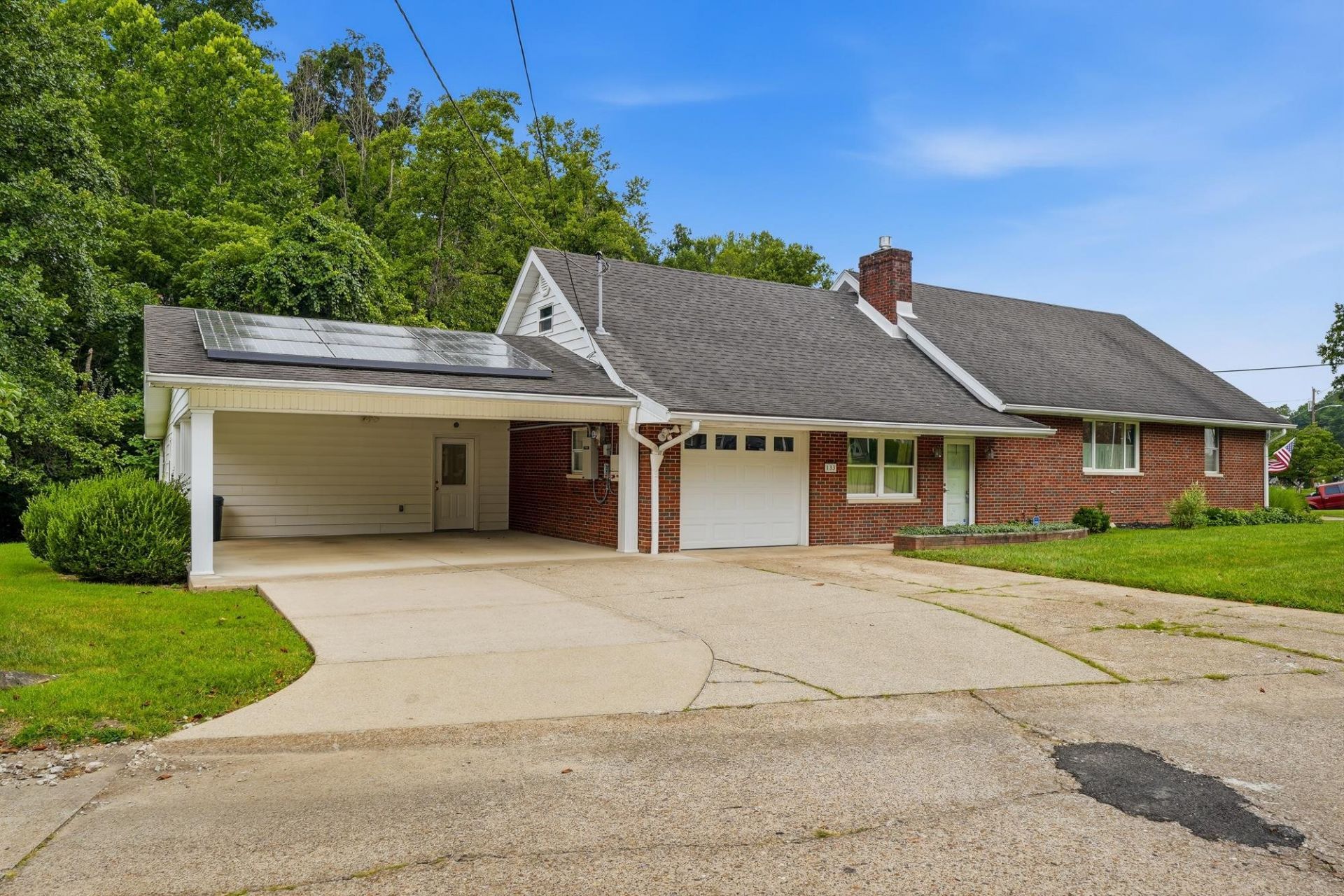 133 Larkspur Drive, Huntington, WV 25705 Main Photo