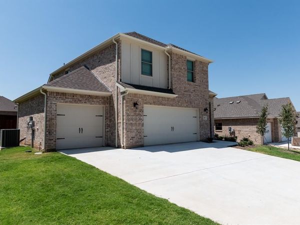 507 Reatta Drive, Justin, TX 76247