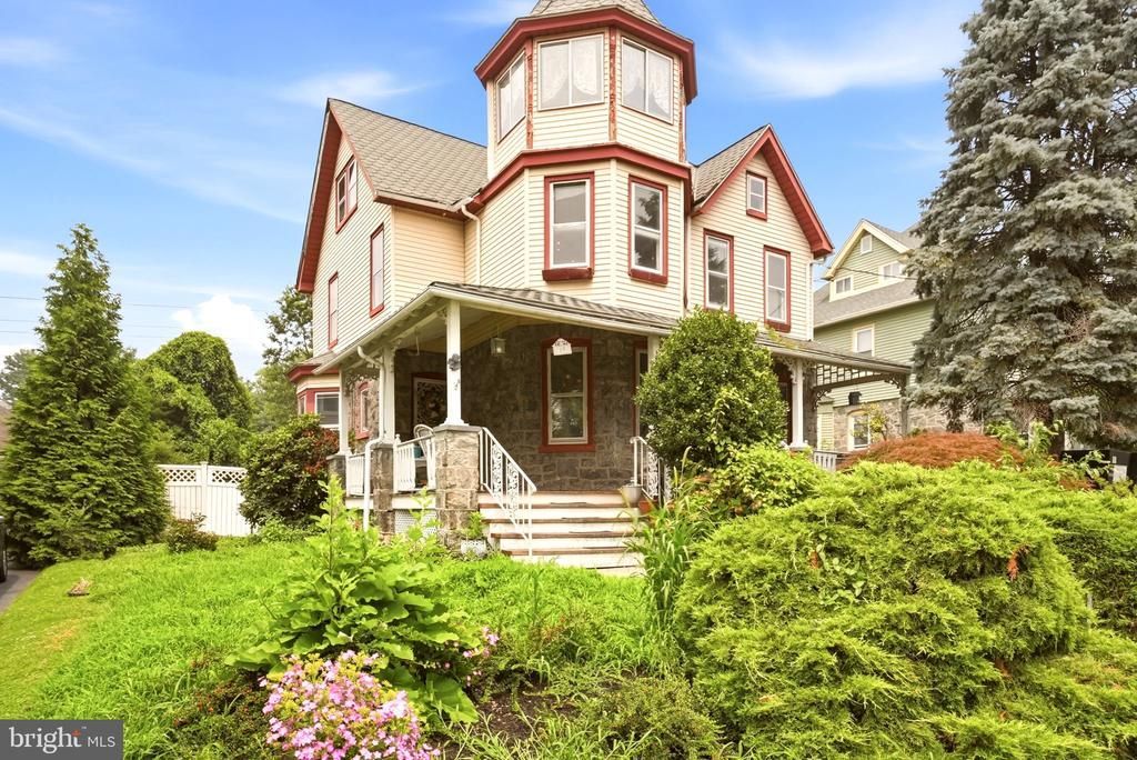 19 W HINCKLEY AVENUE , RIDLEY PARK, PA 19078