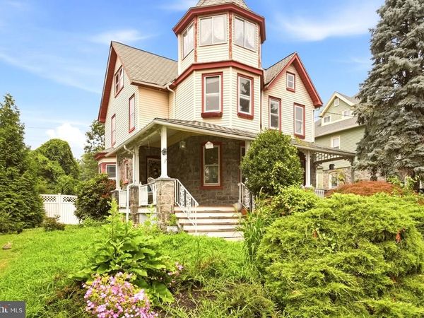 19 W HINCKLEY AVENUE, RIDLEY PARK, PA 19078