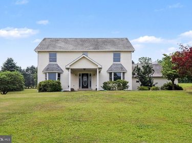 115 SMALL VALLEY ROAD , HALIFAX, PA 17032