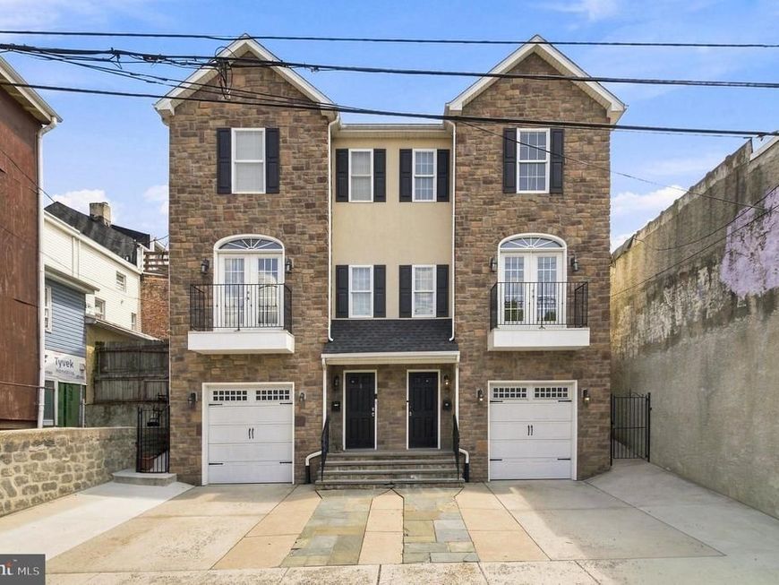 4163-4165 Cresson Street, Philadelphia, PA 19127 Main Photo