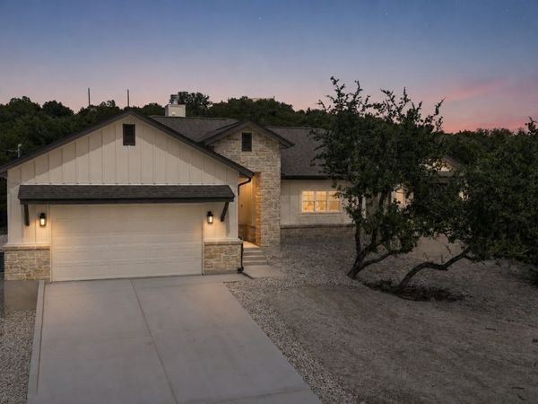 831 Lasso Loop, Canyon Lake, TX 78133