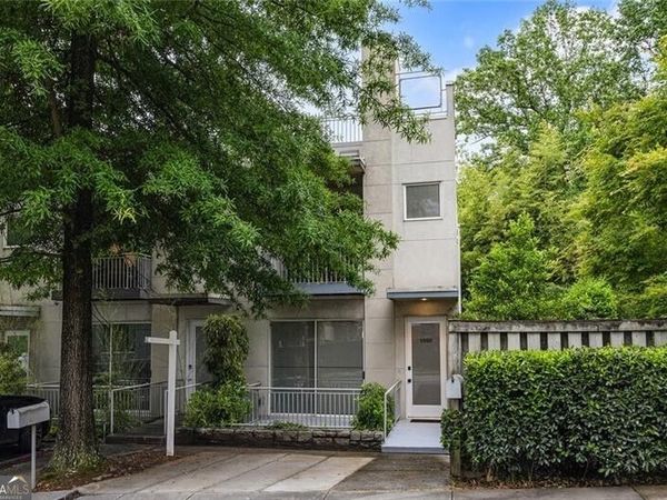 1590 Tallulah Street NW, Atlanta, GA 30318