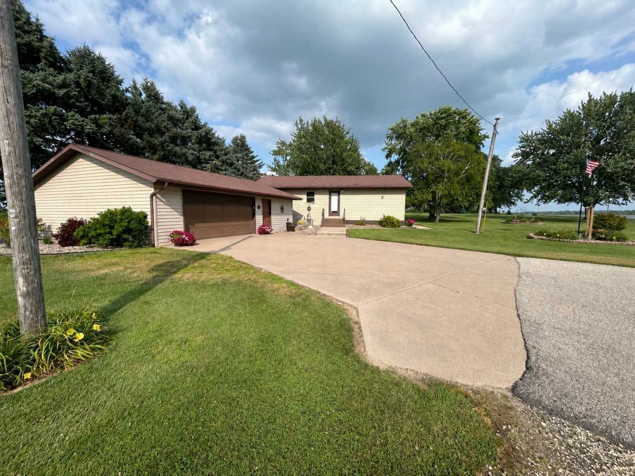 22968 County 25 Road, Plainview, MN 55964 Main Photo