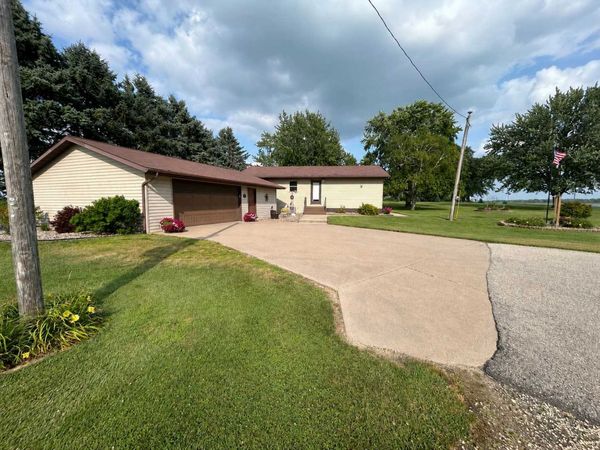 22968 County 25 Road, Plainview, MN 55964