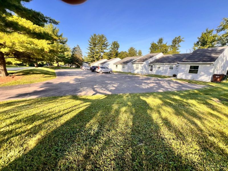 3607 Parfore Court, Pierce Twp, OH 45245 Photo 3