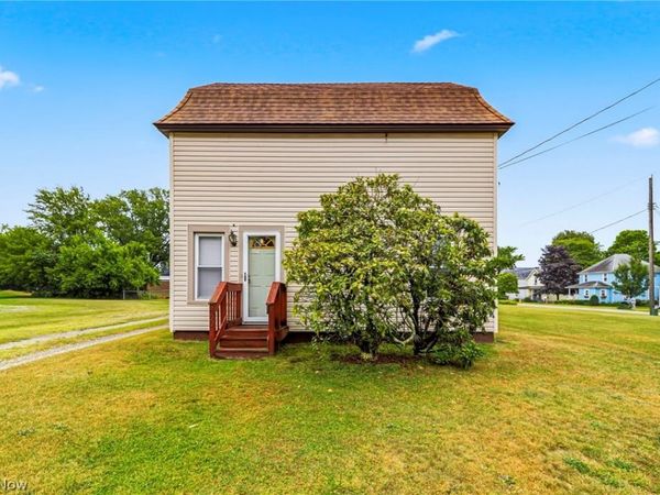 400 Jennie Street , Conneaut, OH 44030