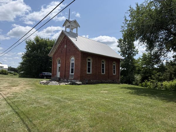 801 E Chicago Road, Quincy, MI 49082