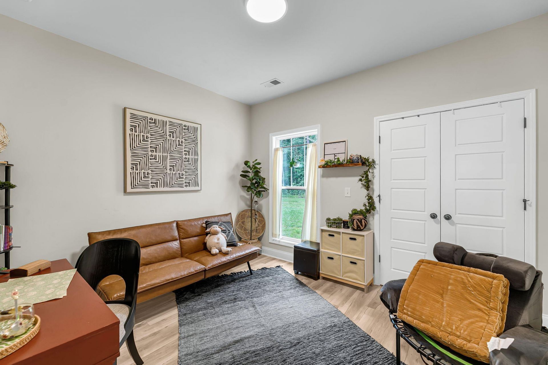 65 Music Lane Photo 21