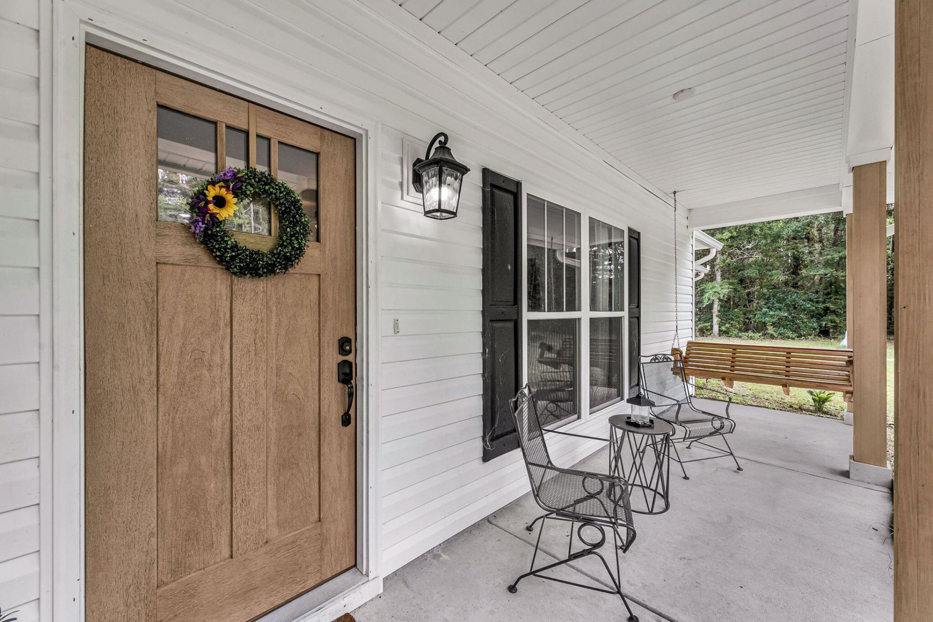 65 Music Lane Photo 8
