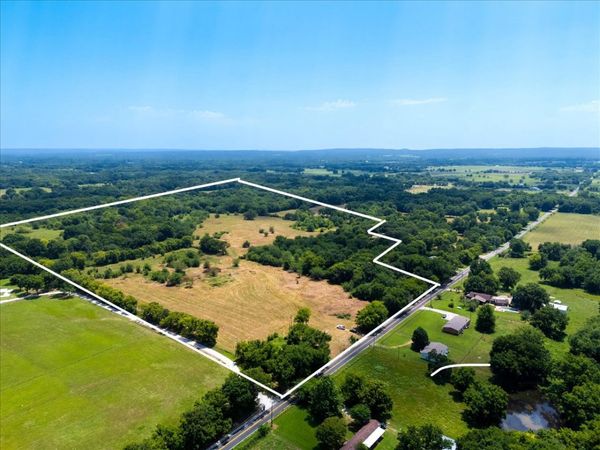 20509 S Peoria Avenue , Mounds, OK 74047
