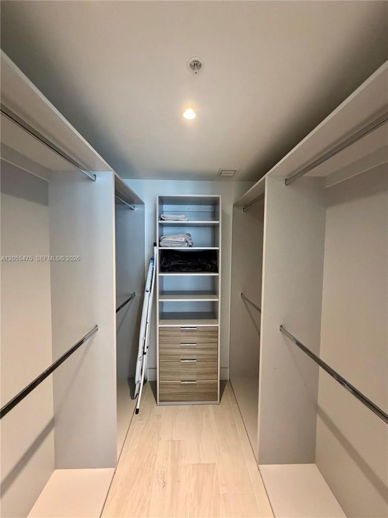 1010 SW 2nd Ave, Unit 707, Miami, FL 33130 Photo