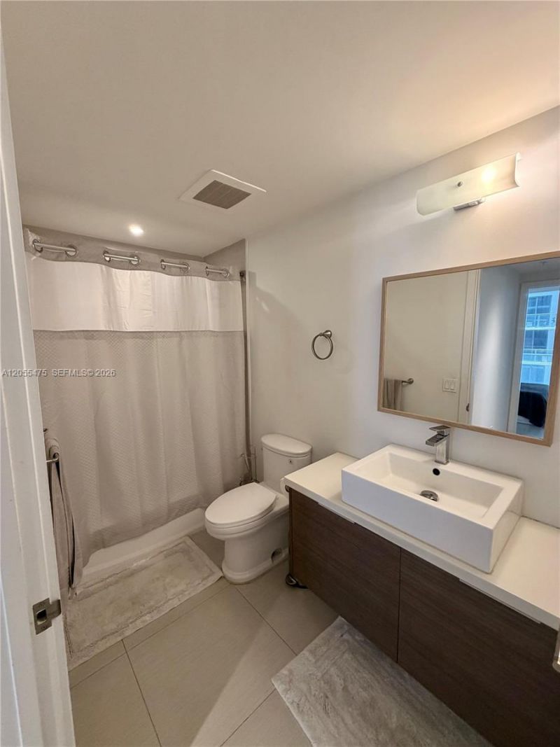 1010 SW 2nd Ave, Unit 707, Miami, FL 33130 Photo