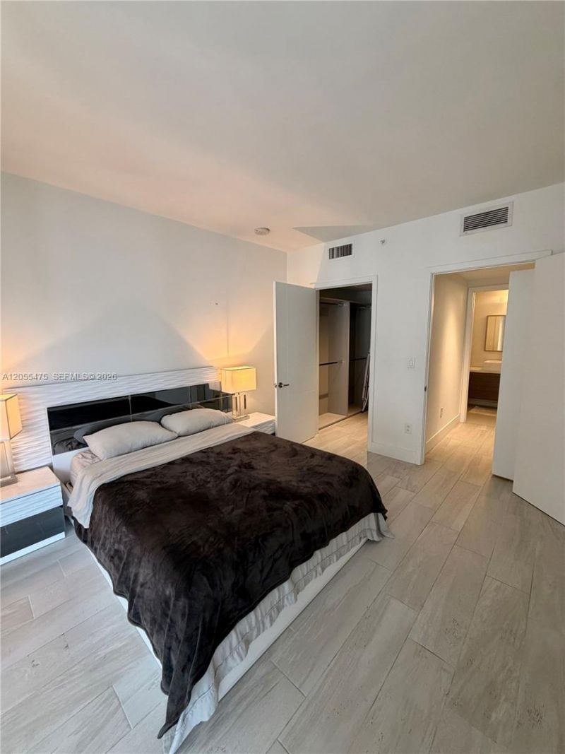 1010 SW 2nd Ave, Unit 707, Miami, FL 33130 Photo