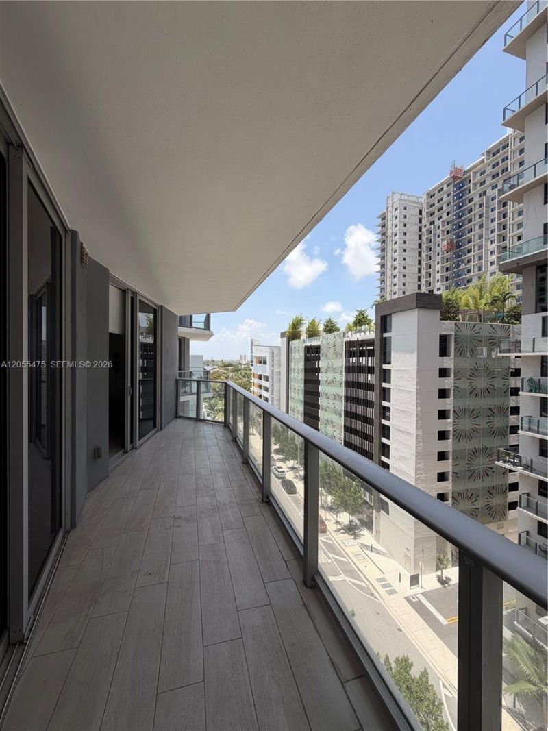 1010 SW 2nd Ave, Unit 707, Miami, FL 33130 Photo