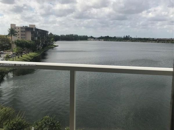 1301 NE Miami Gardens Dr , Unit 524W, Miami, FL 33179