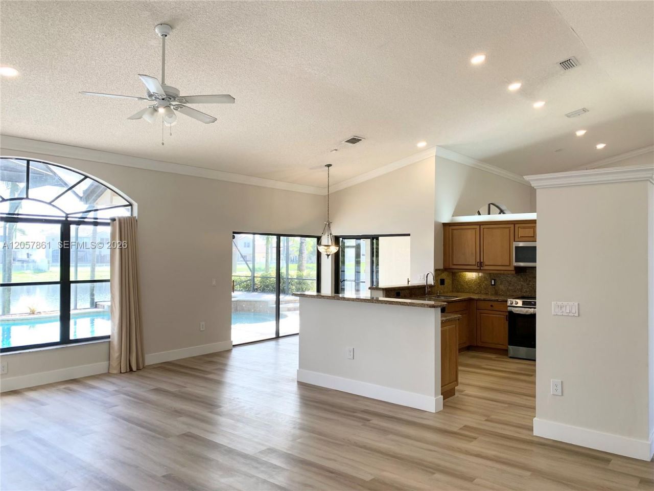 19331 NW 8th St, Pembroke Pines, FL 33029 Photo
